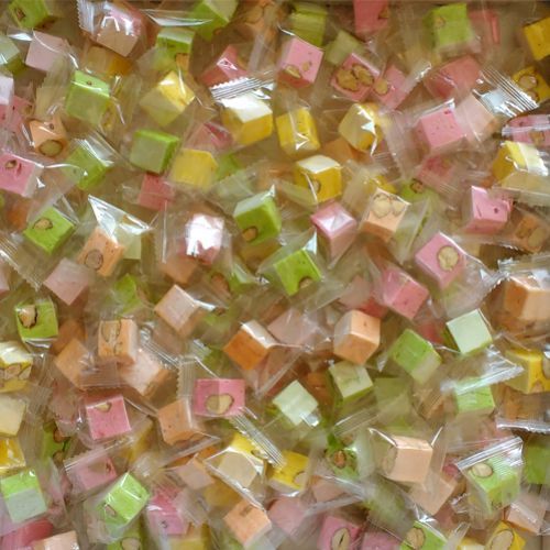Petits Cubes de Nougat Pistache, Citron, Framboise et Orange / 100g (NEW)